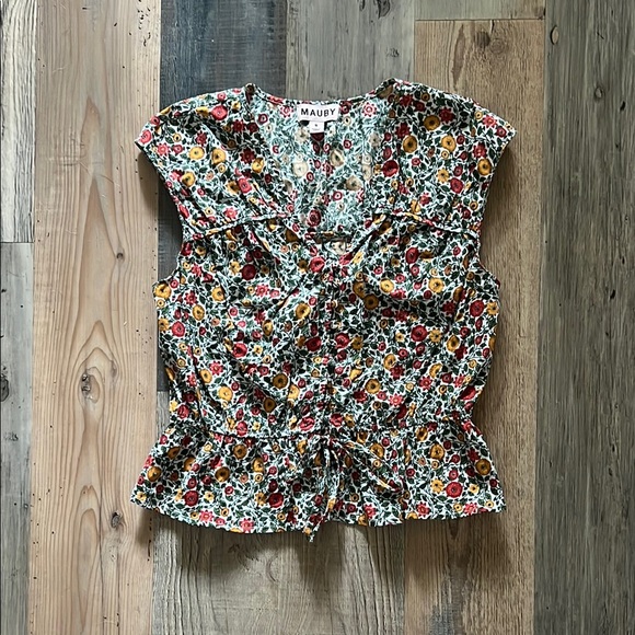 Mauby Gathered Peplum Top in Alhambra Floral Size: Small (S) - Picture 3 of 16